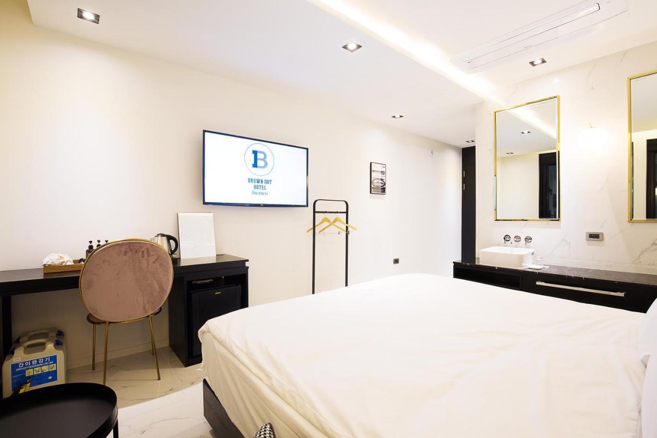 Brown Dot Hotel Busan Station المظهر الخارجي الصورة